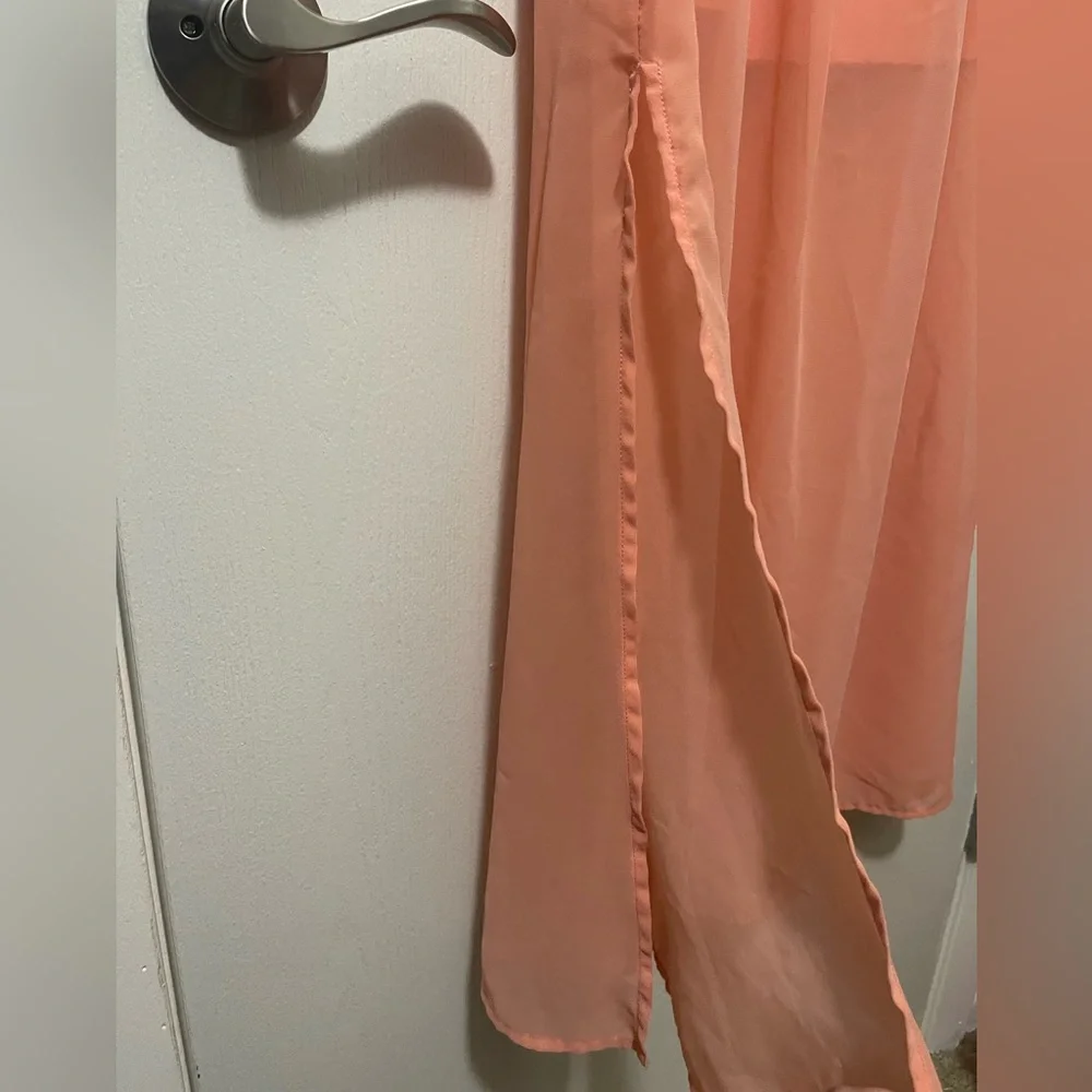 Dress - Picture 8 of 9